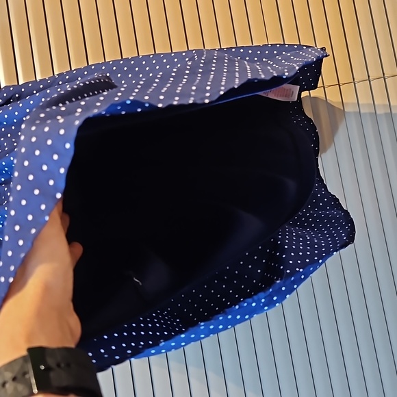 AS NEW 8-9yr Blue polkadot girls dress fully lined cool synthetic flowing fabric - Picture 5 of 10